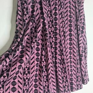 Lularoe 2XL Pleated Skirt Stretch Pockets Geometric Purple/Black Madison Skater